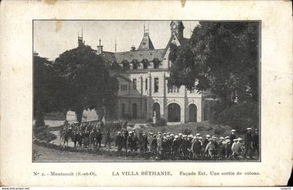 CPA Montsoult La Villa Bethanie Facade Une Sortie De Colons
