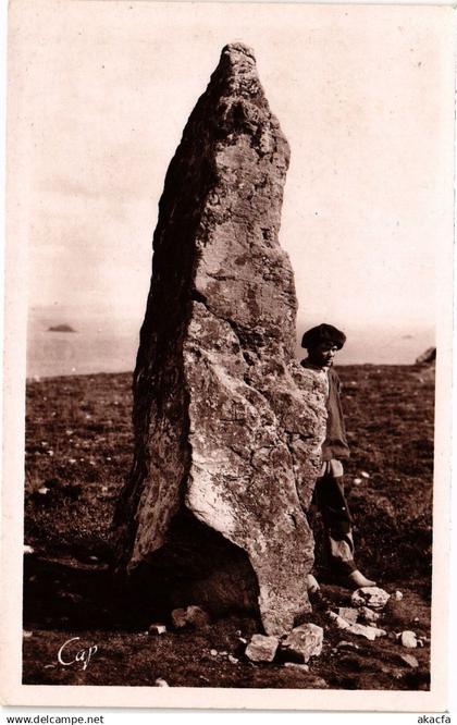 CPA MORGAT - Le Menhir (206564)