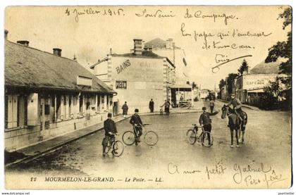 FRANCE carte postale Mourmelon-le-Grand, la poste animation.