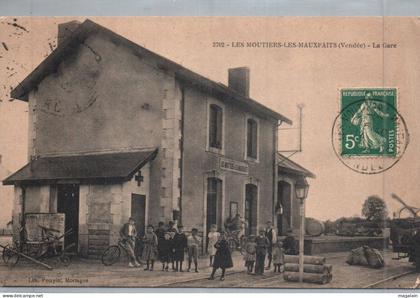 Moutiers les Mauxfaits : la gare