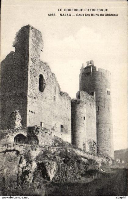 Rouergue Najac CPA Sous les murs du chateau