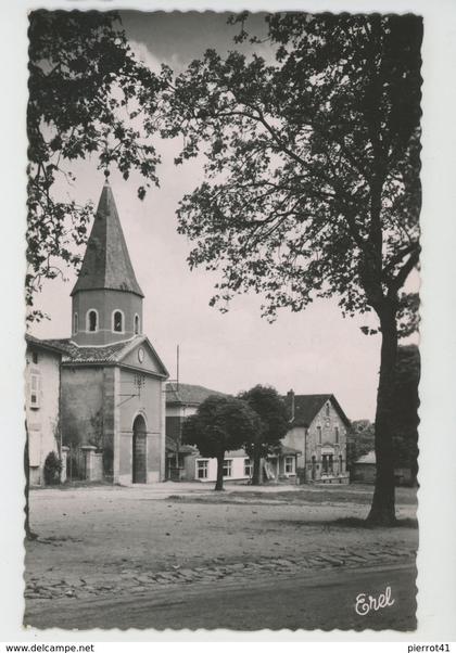 NANTIAT - Place de l'Eglise
