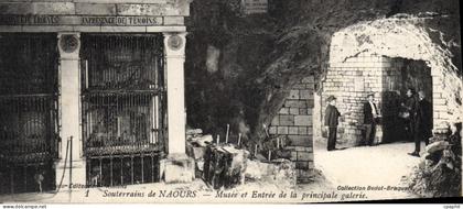 CPA souterrains de Naours Musee Et Entree De la Principale Galerie
