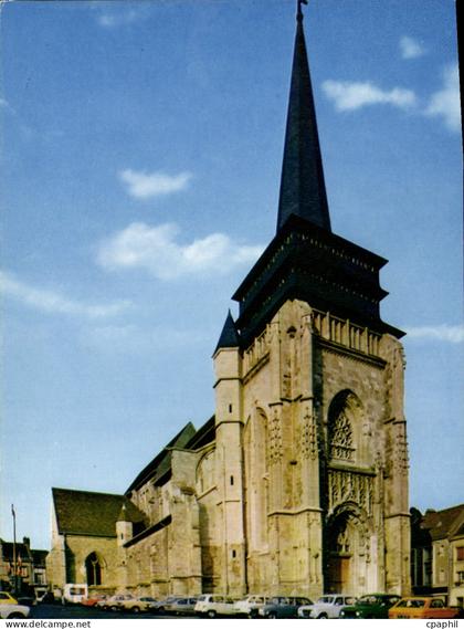 CPSM Neufchatel en Bray Seine Mar Eglise Notre Dame