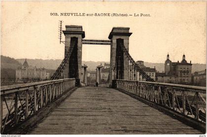 CPA NEUVILLE-sur-SAONE - Le Pont (367654)