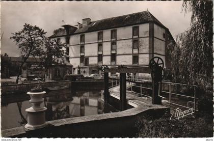 CPA NOGENT-le-ROI L'Eure au Moulin du Roi (1202437)