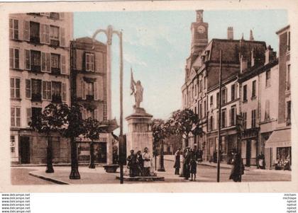 C P A 93  NOISY  LE  SEC  - place jeanne d'arc