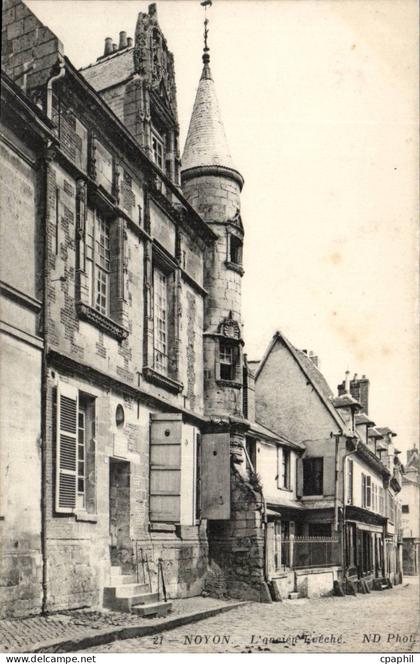 Noyon - L'ancien eveche - CPA