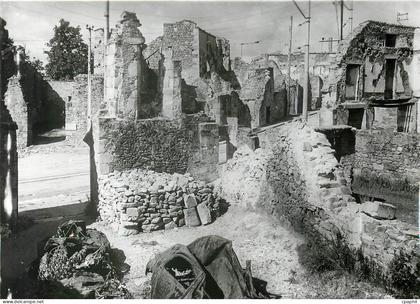 CPM Oradour Sur Glane Haute Vienne Maison Mosnier Laudy Militaria