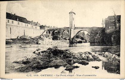 CPA Orthez Le Pont Vieux Vue D'Ensemble