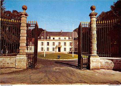 BR21829 pontault combault la mairie   france