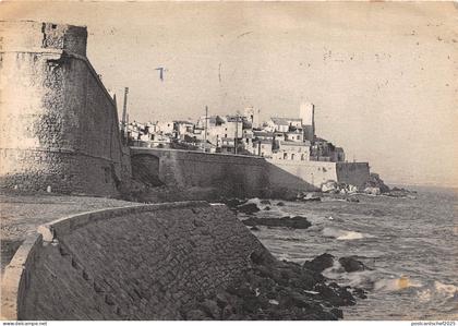BR28467 Antibes La Vieille Ville et les Remparts france