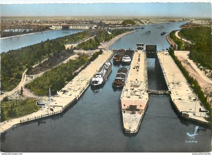 CPSM Ottmarsheim 68/75