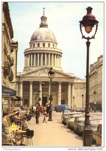 PARIS le Panthéon  1987 ( terrasses café citroën DS Renault 8 Estafette )