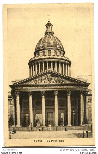 Paris - Le Pantheon old postcard travelled 193? bb160202