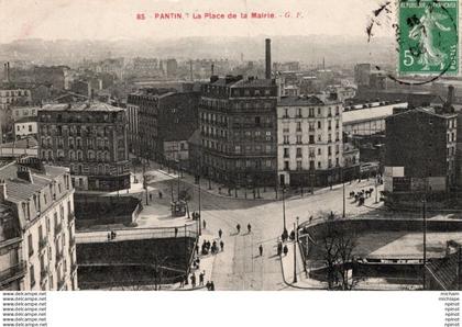 C P A - 93 - PANTIN place de la mairie