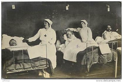 militaires militaria -ref D498- guerre 1914-18- carte photo hopital militaire -pantin 1915- theme santé -hopitaux-