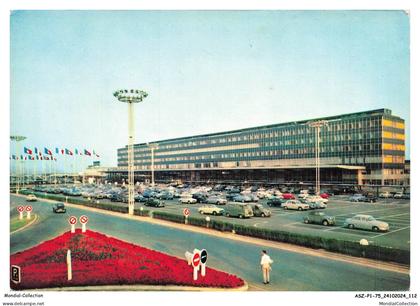 ASZP1-0057-75 - AEROPORT DE PARIS-ORLY - L'aerogare et le Parking