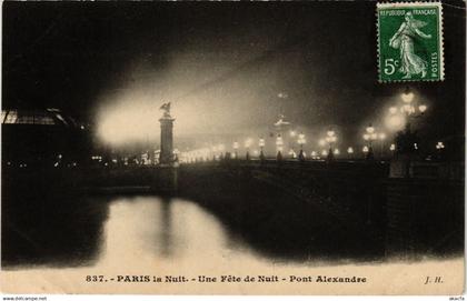 CPA PARIS (7e) - La Nuit Une fete de nuit - Pont Alexandre (218711)