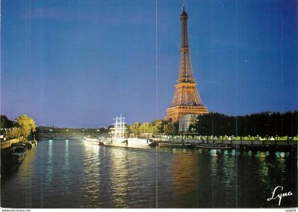 CPM Paris la Nuit la Tour Eiffel et la Seine