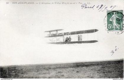 D64- PAU - NOS AEROPLANES < L'AEROPLANE DE WILBUR WRIGHT AU VOL A PAU