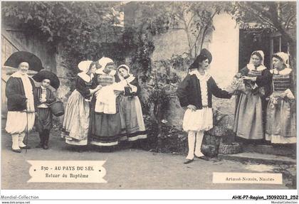 AHKP7-0679 - REGION - PAYS DE LA LOIRE - AU PAYS DU SEL - Retour au bapteme /B