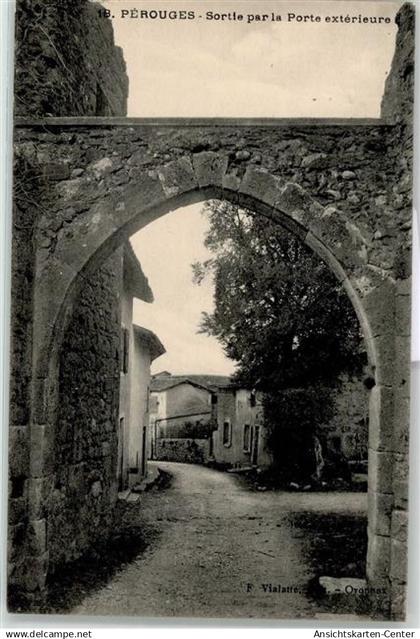 52030296 - Perouges