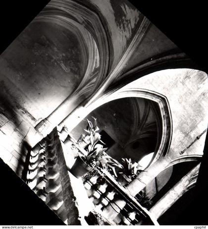 CPM Pezenas Escalier de l'Hotel Locoste