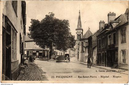 CPA Picquigny Rue St Pierre (1498312)