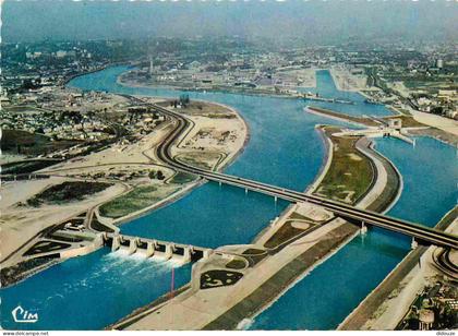 Carte Postale - 69 - Pierre Benite - Vue aérienne - Carte dentelée - CPM - Voir Scans Recto-Verso - Poscard - Carta Post