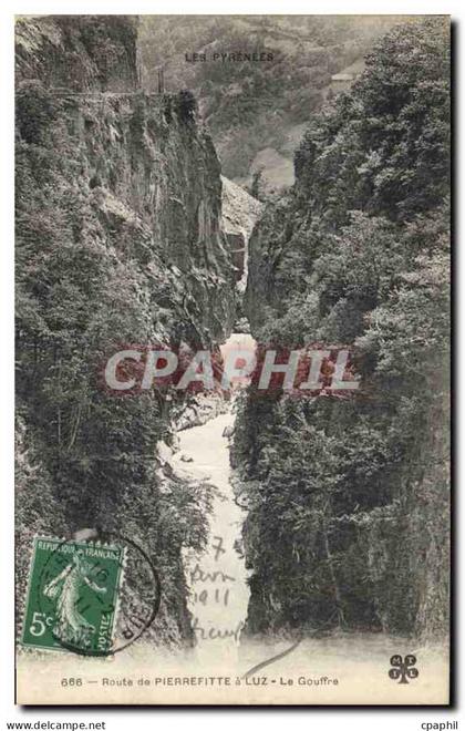 CPA Route de Pierrefitte a Luz Le Gouffre