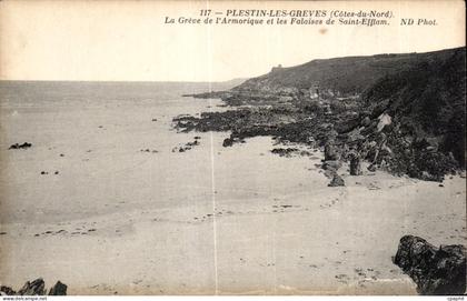 CPA Plestin Les Greves La Greve de l Armorigue et les Falaises de Saint Effiam