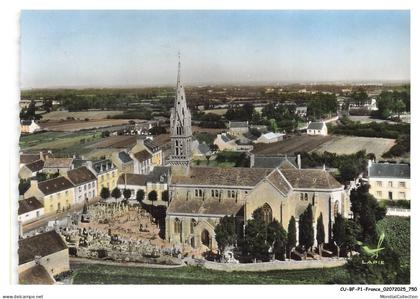 CU-BFP1-0376-29 - PLOBANNALEC - En avion au-dessus - L'église saint-alourd