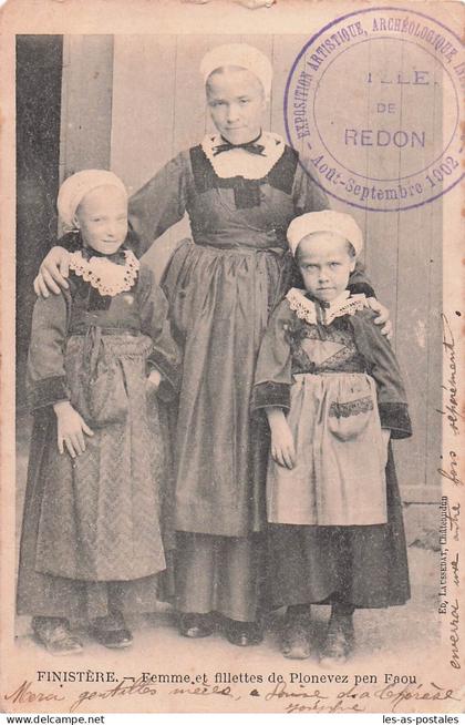 29 PLONEVEZ DU FAOU FEMME ET FILLETTES DE PLONEVEZ DU FAOU