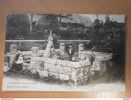 22 Plouaret, fontaine de Saint Jean (4491)