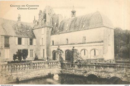 CPA Chateau des Charentes Chateau Couvert