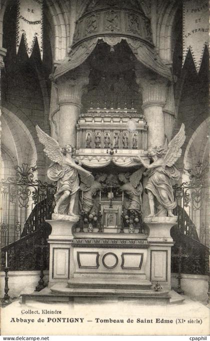 CPA Abbaye de Pontigny Tombeau de Saint Edme