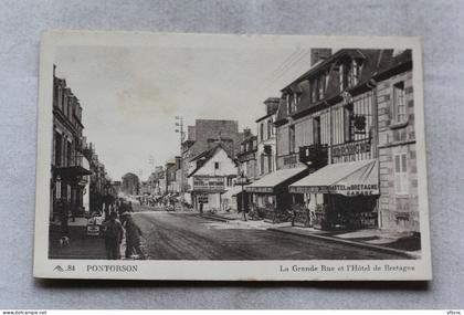 Pontorson, la Grande rue et l'hôtel de Bretagne, Manche 50