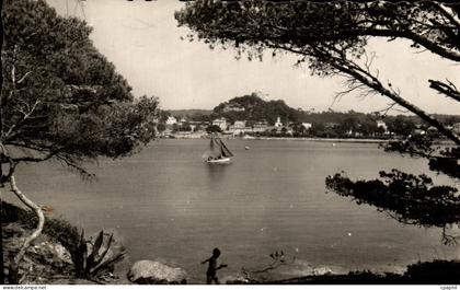 CPM Porquerolles Le Village