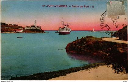 CPA PORT-VENDRES - Sortie du Port (291982)