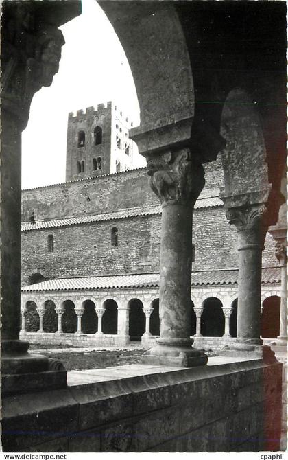 CPA Environs de Prades PO Abbaye de St Michel de Cuxa Le Cloitre