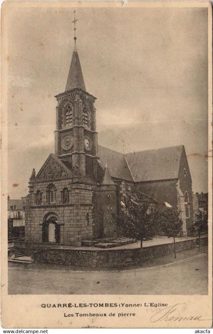 CPA QUARRE-LES-TOMBES l'Eglise (49019)