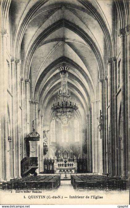 CPA Quintin Interieur de L'Eglise
