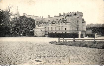CPA Entree du Chateau de Rambouillet