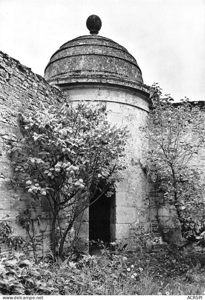 60 Château de Raray la tourelle du jardin N° 44 \MK3008