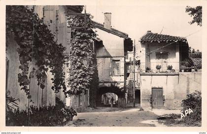24-5553 : REALVILLE