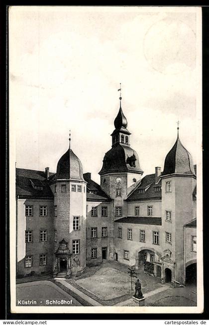 AK Küstrin, Schlosshof