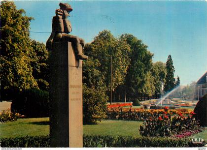 CPM L'Alsace Pittoresque Ribeauville Haut Rhin La promenade des Seigneurs