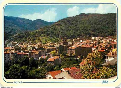 63 - Royat - Le vieux Royat - Au centre l'Eglise Saint Léger - CPM - Voir Scans Recto-Verso