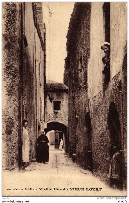 CPA ROYAT Vieille Rue du Vieux ROYAT (721532)
